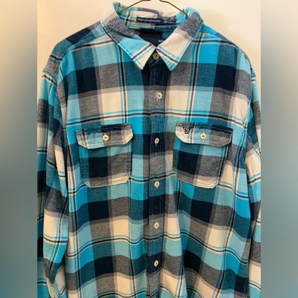 American Eagle Plaid Shirt - Picture 1 of 8